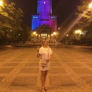  ,  Nataliya, 40