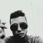  ,  Ruslan, 33