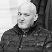  ,  Arturas, 51