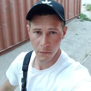  ,  , 32