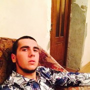 ��� � �� ����