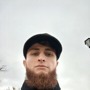  ,  maga, 28