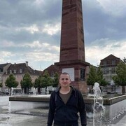  Karnobat,  , 33