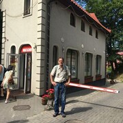  ,   Dmitriy, 60 ,   ,   