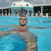  ,   Nik, 35 ,   