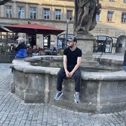  ,   Oleksii, 27 ,   ,   , c 