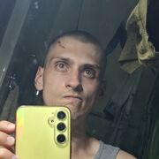  ,  Oleg, 23