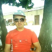  ,   Andrei, 33 ,  