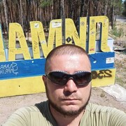  ,  Petya, 36