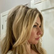  ,   Elle, 46 ,     , c 