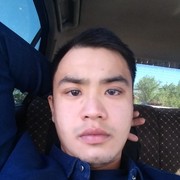  ,   Erzhan, 32 ,   ,   , c 