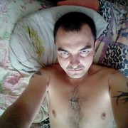  ,   Denis, 40 ,   ,   , c 