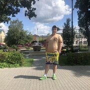  ,   Maxim, 28 ,   ,   , c 