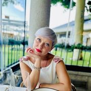  Boadilla del Monte,  Valentina, 44