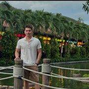  Keluang,   James David, 39 ,     , c 