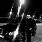  ,   Vitaliy, 27 ,   