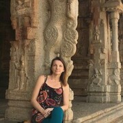  ,   Zoya, 47 ,   ,   