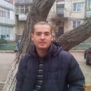  ,  Viktor, 43