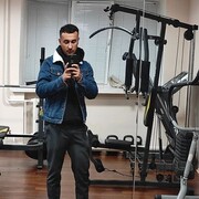  ,   Jon Snow, 29 ,   ,   