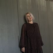  ,   Larisa, 51 ,   ,   , c 