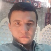  ,  Davronbek, 35
