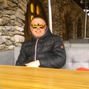  ,  Luka, 38
