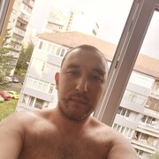  ,   Ivan, 32 ,   ,   