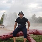  ,   Mikhail, 25 ,   ,   , c , 
