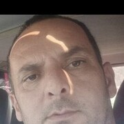  ,  Rosu, 45