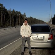  ,  Azizbek, 21