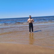 ,  Nazr, 26