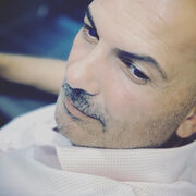  ,   Den, 44 ,   ,   