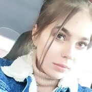  ,  Yuliana, 25