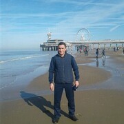  ,   Edmond, 46 ,   ,   