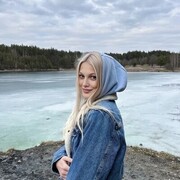  ,   Hailey, 25 ,   ,   