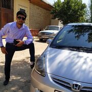  ,  Davronbek, 28