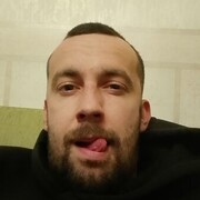  ,  Alex, 36