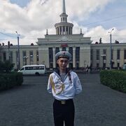  ,   Maxim, 22 ,   ,   , c , 