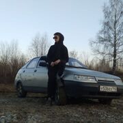  ,  Andrey, 23