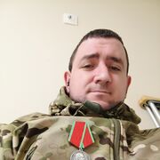  ,   Kiril, 32 ,   ,   , c , 