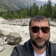  ,  Alim, 44