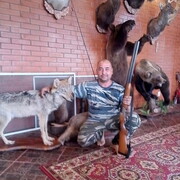 ,  Muhtorjon, 42