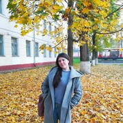  ,  Nadysha, 24
