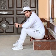  ,   Shoxrux, 33 ,   ,   , c 