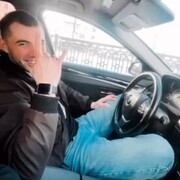  ,   Tony, 31 ,   