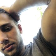  ,  Stas, 28