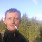  ,   Jurii, 47 ,   