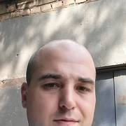  Targu Jiu,   , 40 ,   ,   , c 