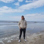  Midlum,  Ivan, 34