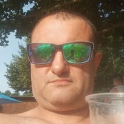  ,   Vitalij, 44 ,   ,   